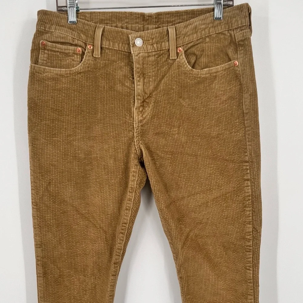 Levi's Women's Straight‎ Leg Corduroy Jeans in Brown